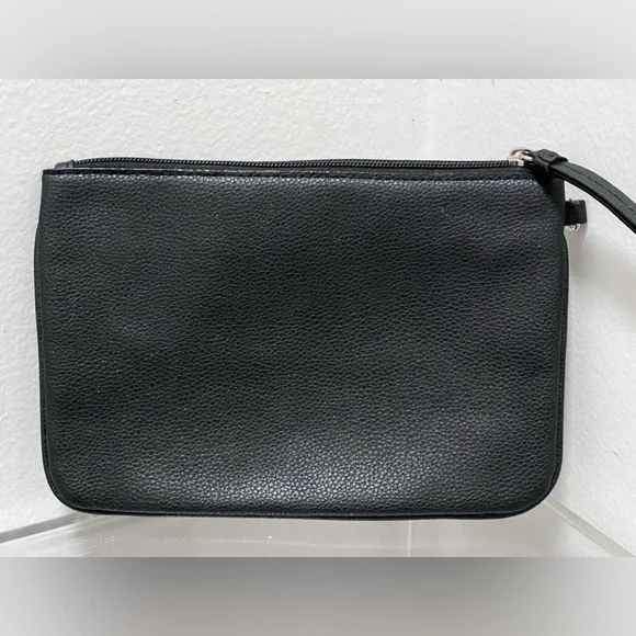 Victoria Secret Black Wristlet With
Gold Hearts - Picture 2 of 4